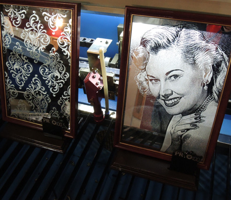 Скло, дзеркало