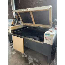 Б/У  Лазерний верстат Expert  HS-T 1610 у Києві