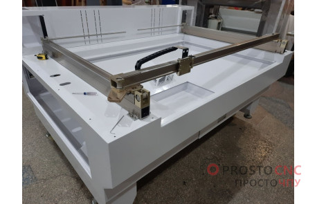 Лазерний верстат Expert 1390