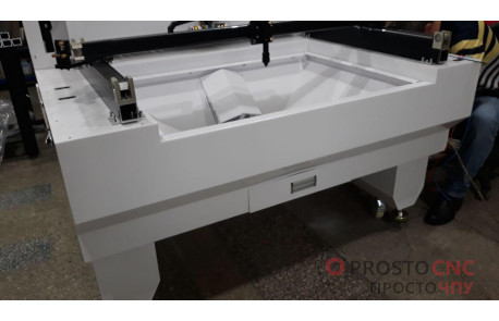 Лазерний верстат Expert 9060