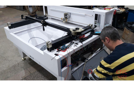 Лазерний верстат Expert 9060